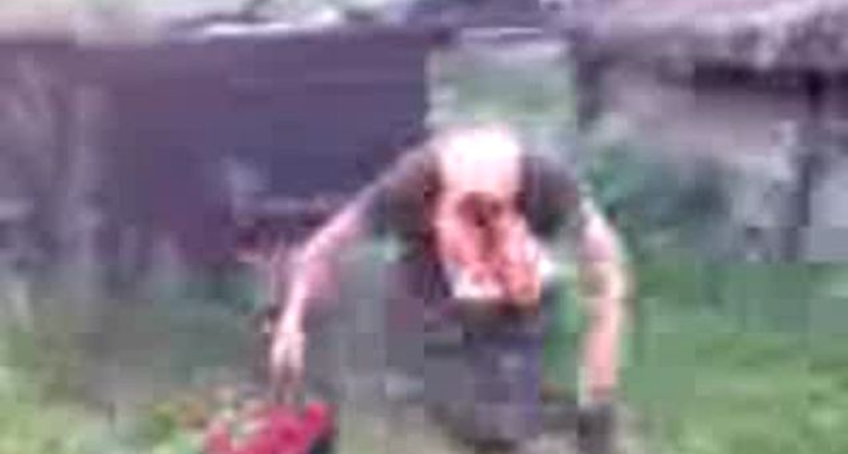 Избиение бабки