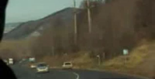 Капот снесло