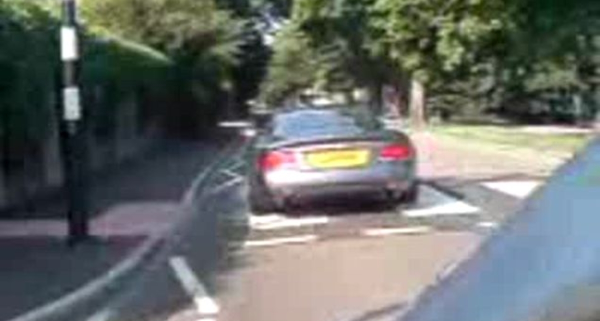 Aston Martin V12 Vanquish ускорение