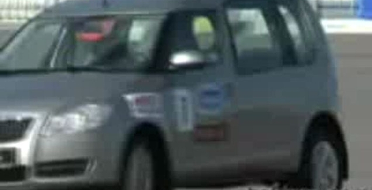 Автомобильные соревнования А ну-ка, девушки