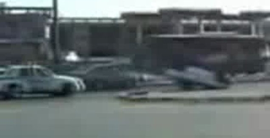 Оригинальный способ доставки автомобиля в автосервис.