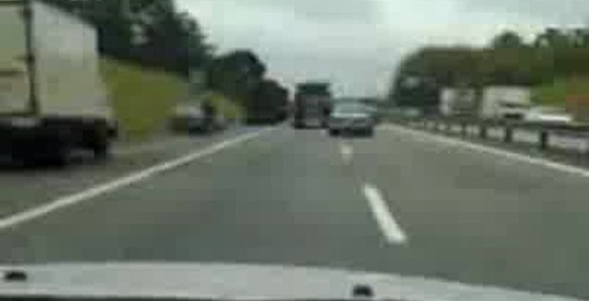 Авария пивного фургона в Германии