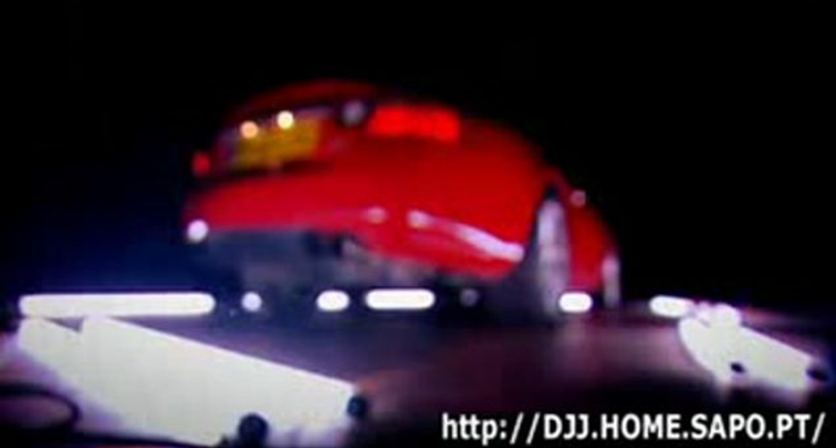 TopGear - Jaguar XK-R и Aston Martin V8 Vantage...