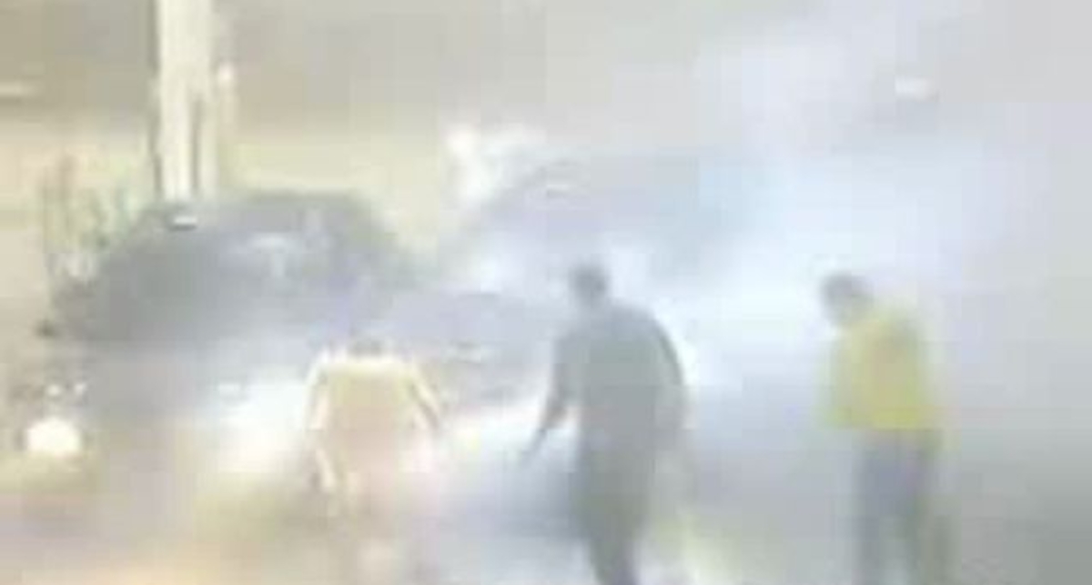 Авария на заправке.