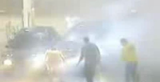 Авария на заправке.