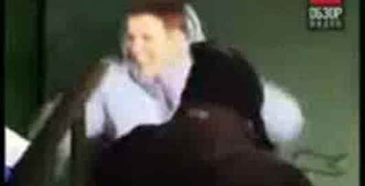 Девушка чуть не сгорела на сцене