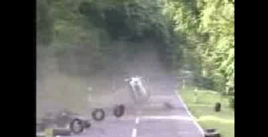 Не вписался в поворот...