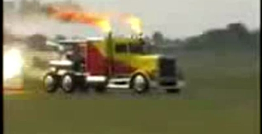 Ух!!! Грузовик с реактивным двигателем