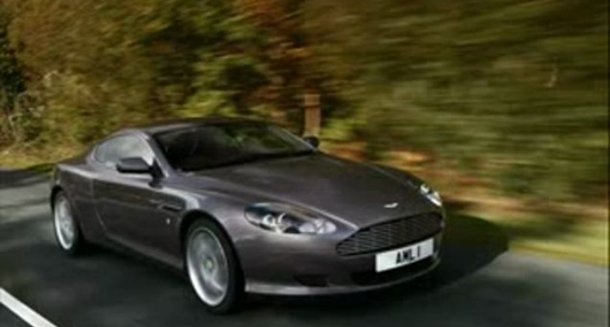 Aston Martin против Lamborghini ! !!