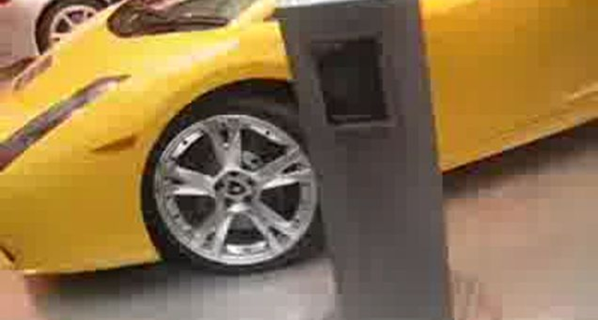 Lamborghini Gallardo и Aston Martin V8 Vantage...