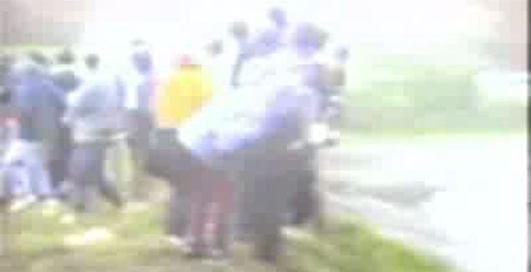 Прям в толпу