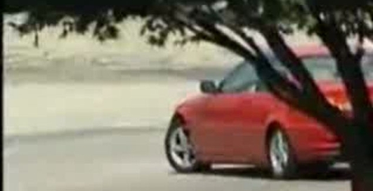 Мужик еле успел за СВОЕЙ машиной