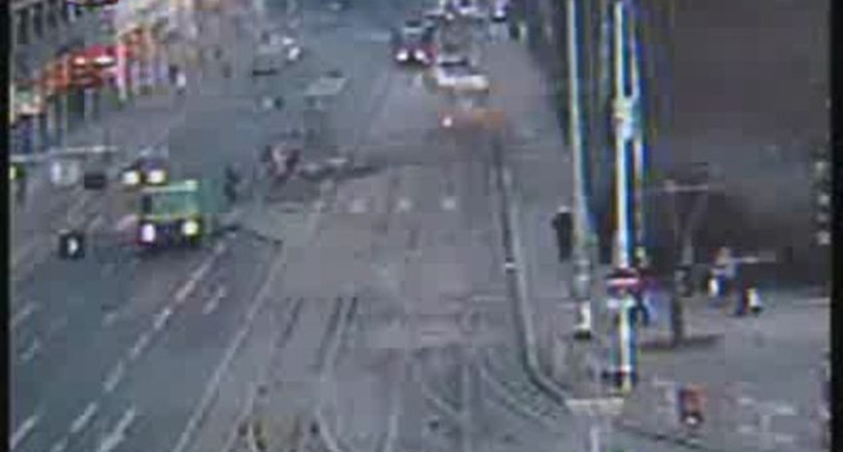 трамвай сошел с рельс