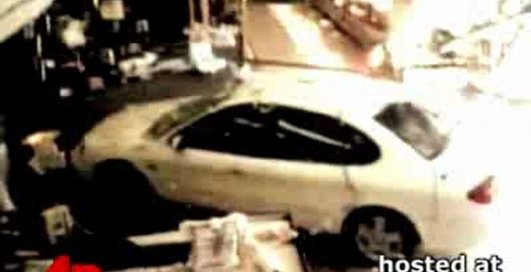 На автомобиле в магазин ) ) )