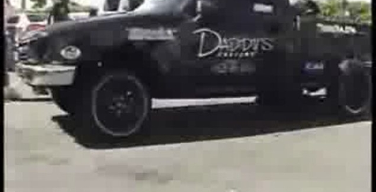 Прыгающая тачка - прикольно