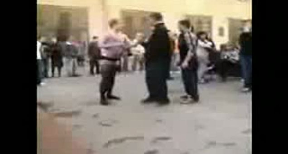 Гей против гопника