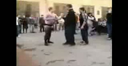 Гей против гопника