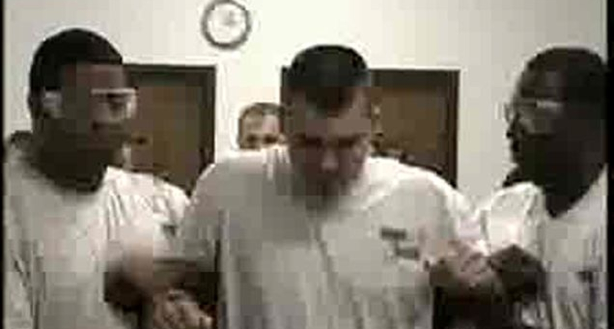 Полицейский УЖАС