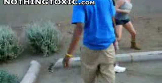 Драка мужика и тёлки