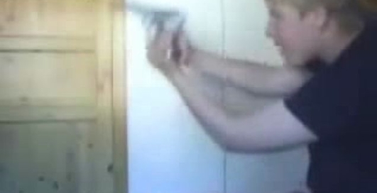 С пистолетом шутки плохи