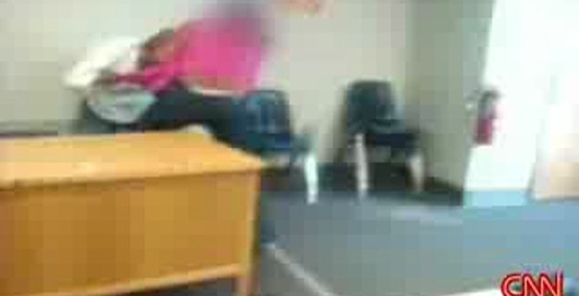 Драка!Училка VS ученица