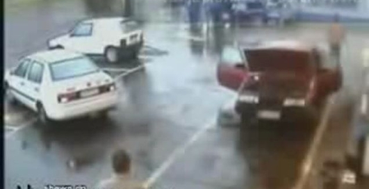 автобус втаранив бус