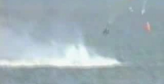 Чуть на голову не упал!