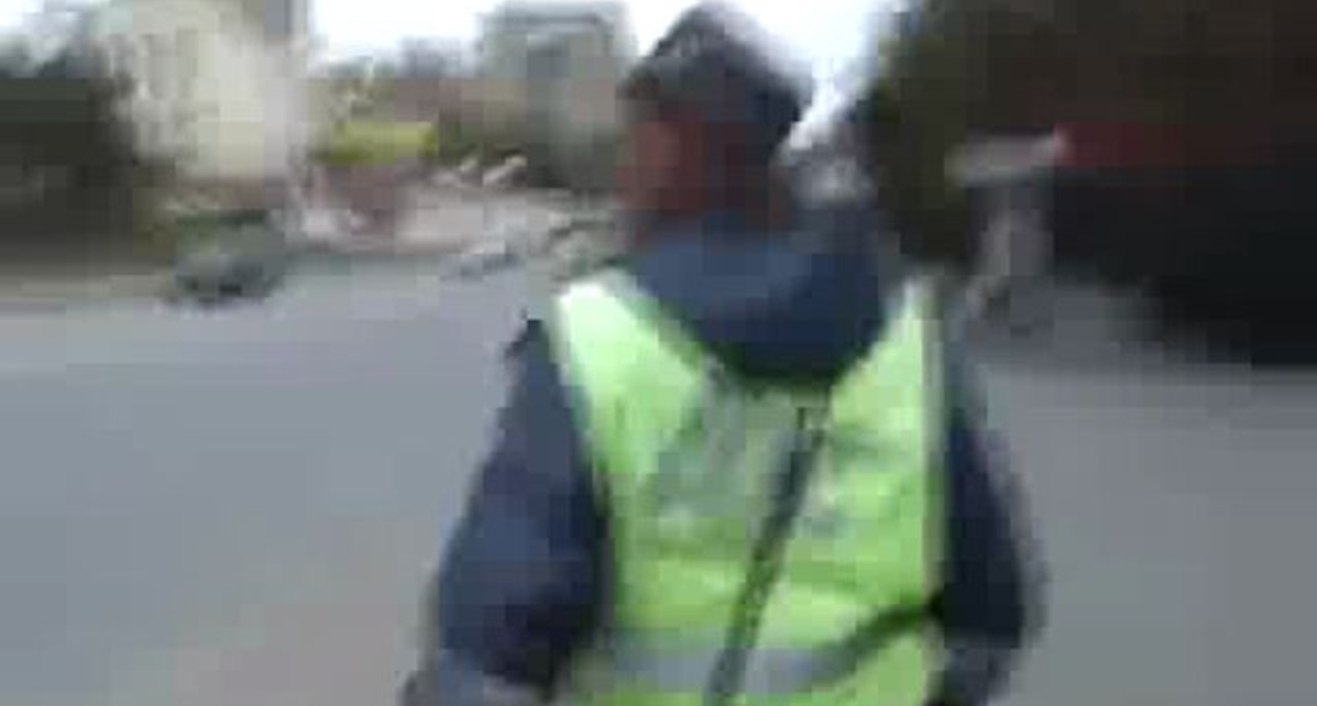 ИДПС убегают от меня на красный свет через дорогу