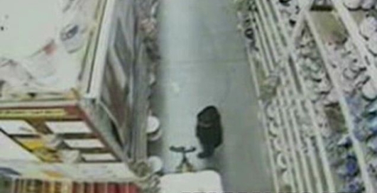 Маньяк с огнетушителем.