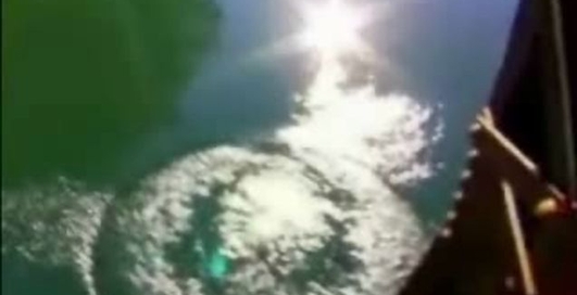 Неудачный прыжок в воду