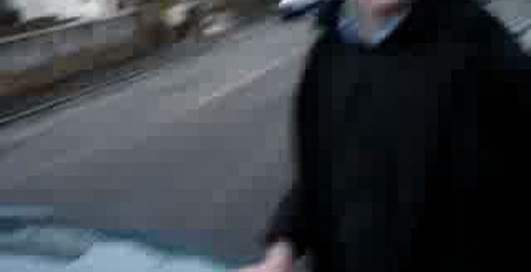 слизнул вкуснятину