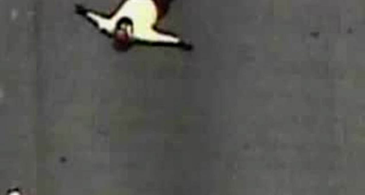 Комикадзе на мотоцикле.