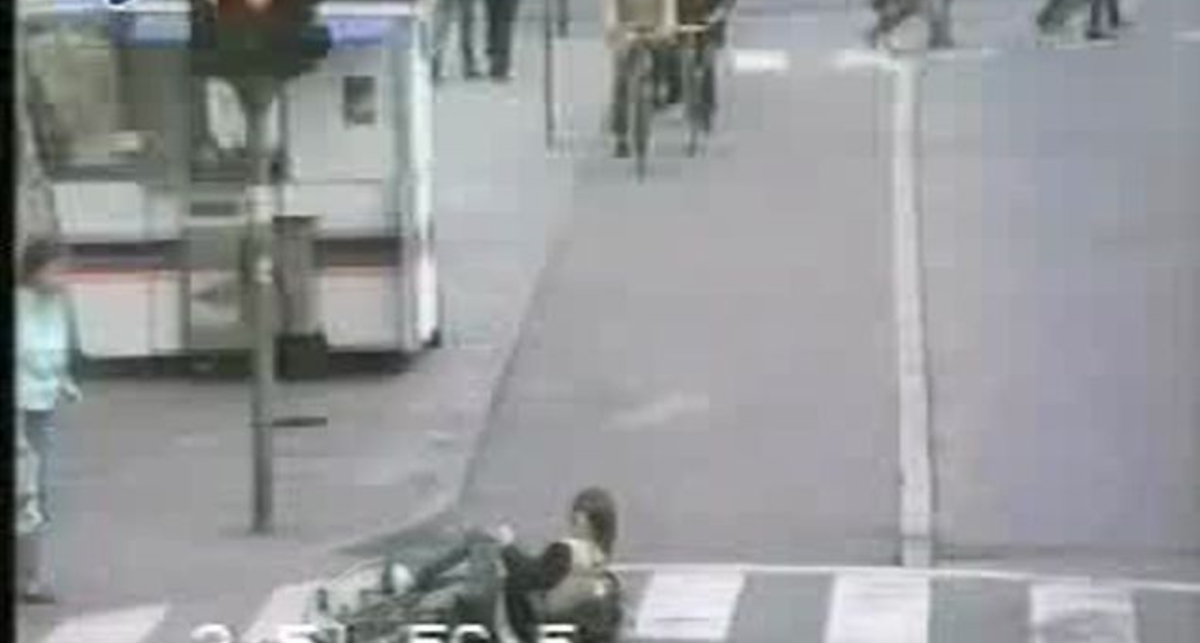 АКСИДЕНЬТИК С ВЕЛОСИПЕДОМ