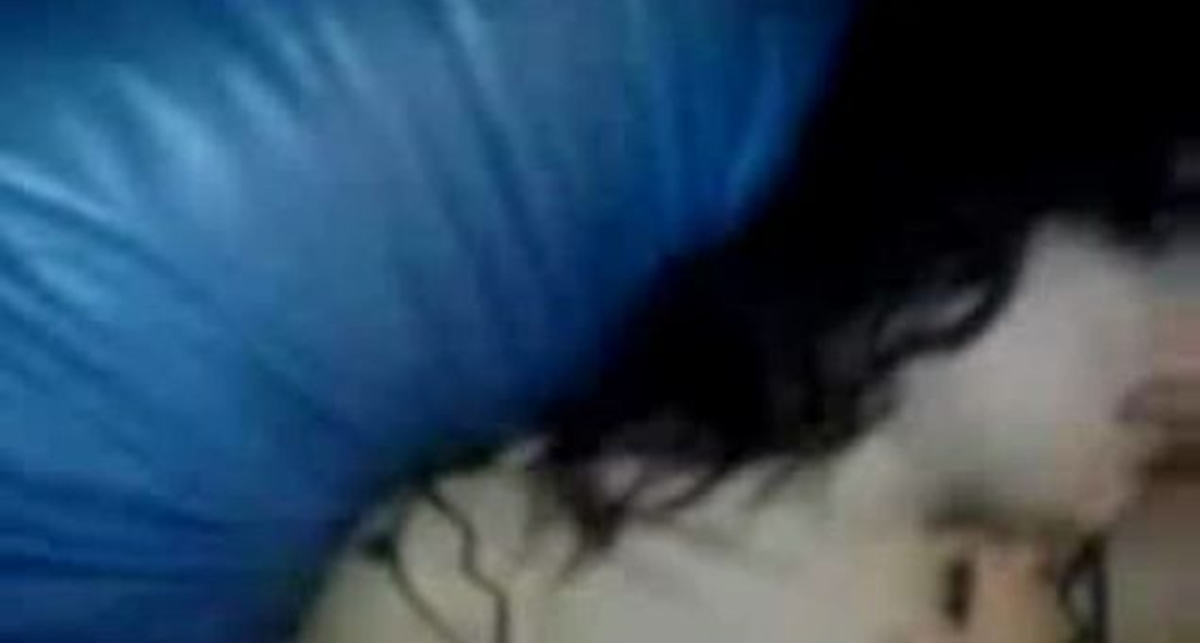 побрили п’яну дівчину