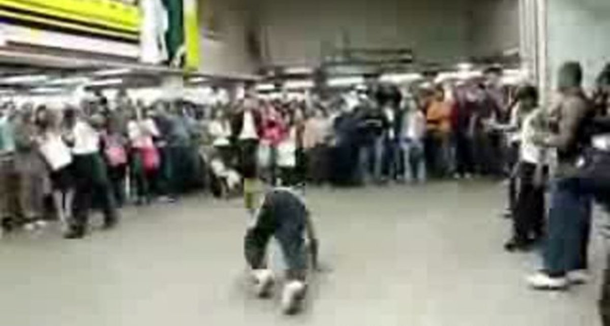 На брэйке ударили ребенка