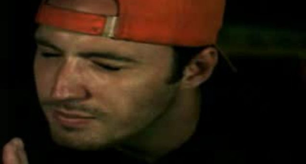 Удар по лицу