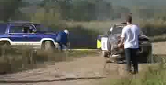 Споткнулся о бетонную трубу