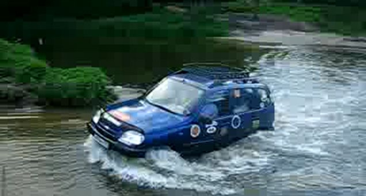 Артем проходит брод