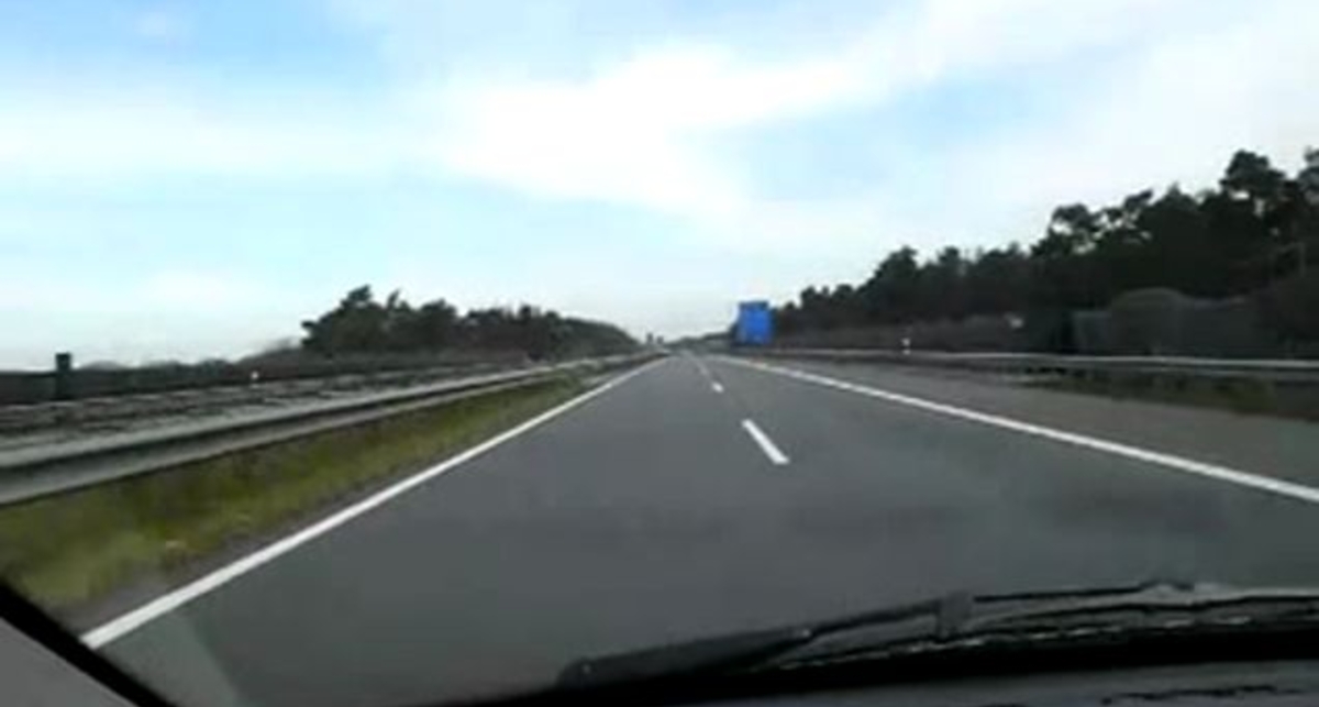 Увидел Corvette