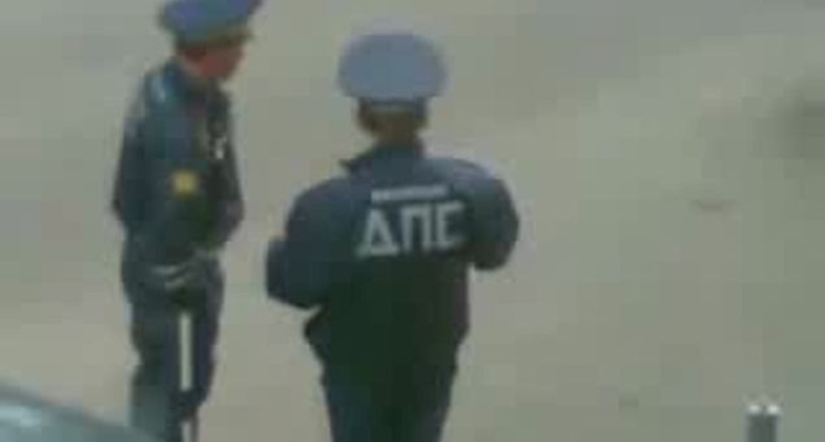 Разрешите представится Сержант Петренко трое детей)))