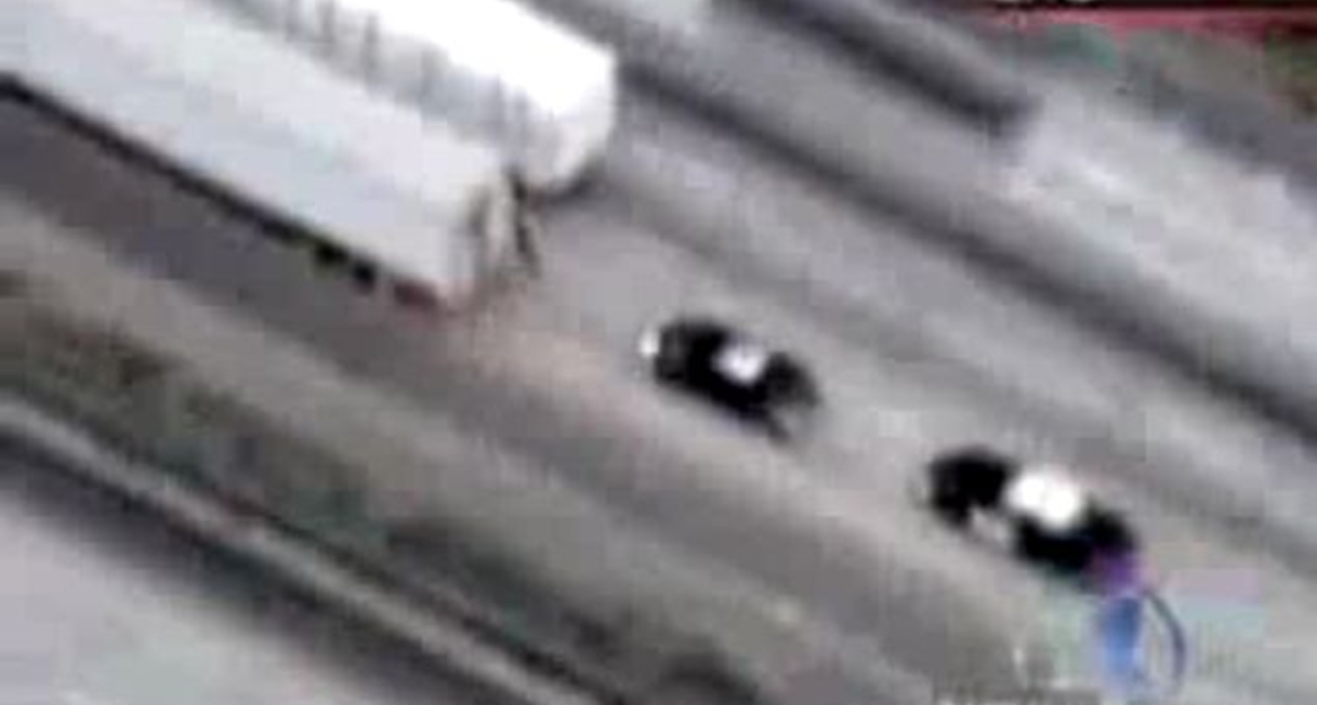 втік на велосипеді від поліції