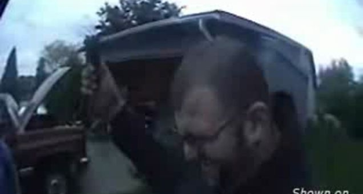 bottle-ownage-on-head