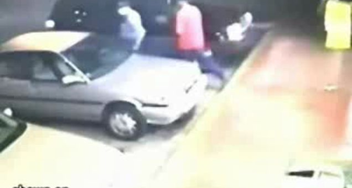 атака ножом