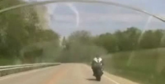 Развалился на ходу