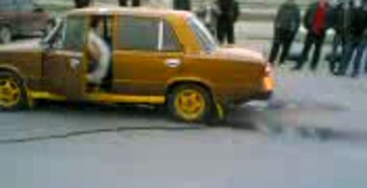 жигули протирает колеса