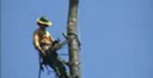 ледве втримався