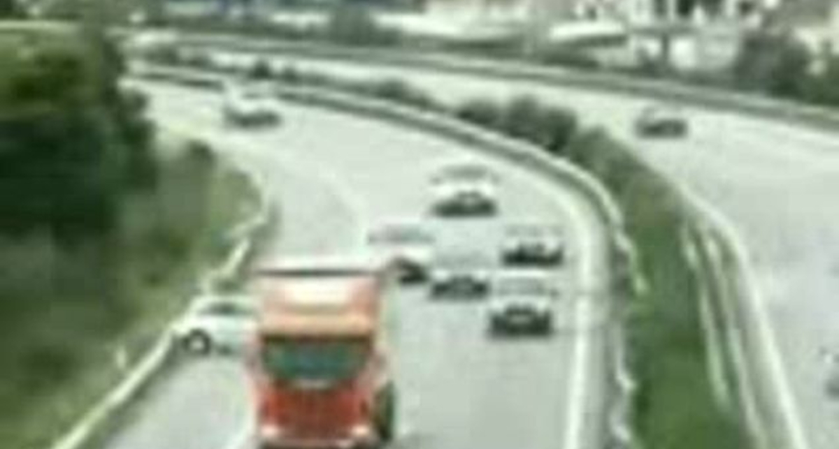 занесло авто