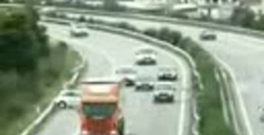 занесло авто