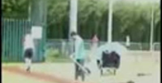 невдало приземлився