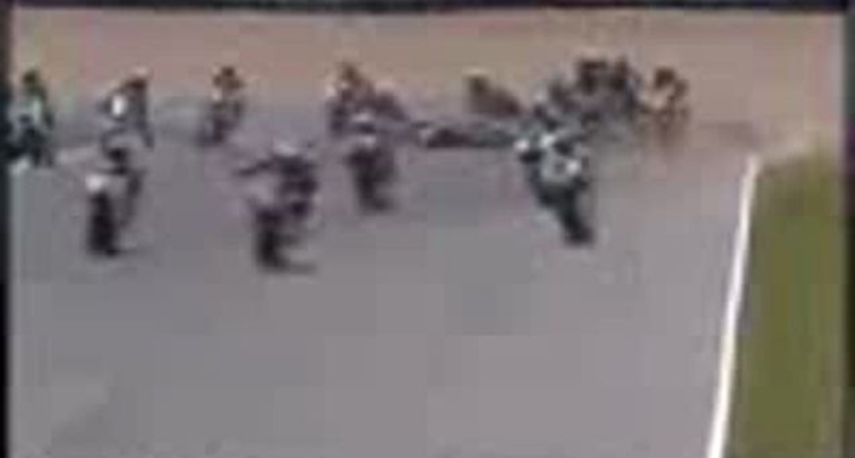 один впав і решта за ним